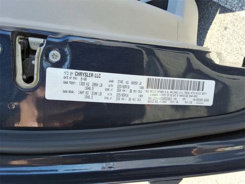 Used 2009 Dodge Grand Caravan SE image 31