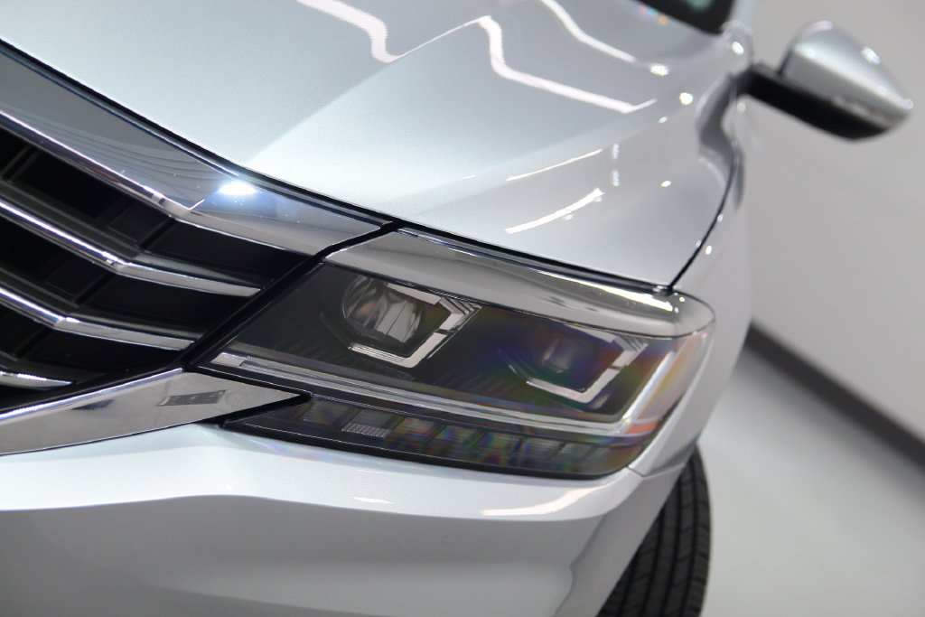 Used 2020 Volkswagen Passat 2.0T SE w/ Sunroof Package FWD image 9