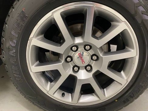 Used 2015 GMC Yukon Denali AWD/4WD image 26