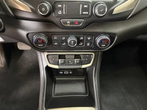 Used 2024 GMC Terrain Denali w/ Black Diamond Edition AWD/4WD image 25