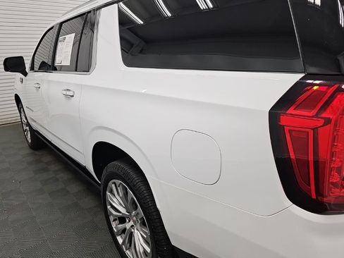 Certified 2023 GMC Yukon XL Denali w/ Denali Reserve Package RWD image 7