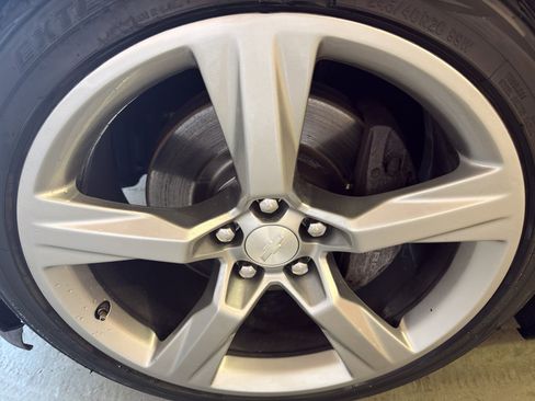 Used 2016 Chevrolet Camaro SS RWD image 27