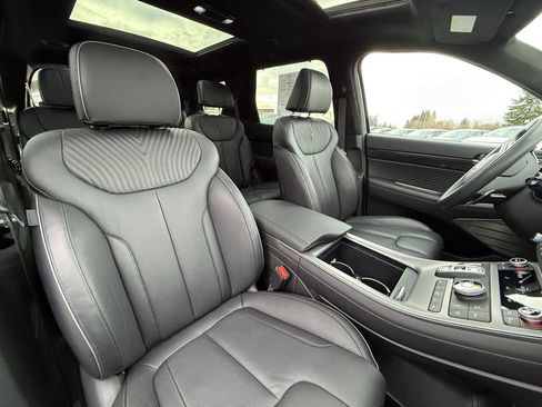 Used 2025 Hyundai Palisade Calligraphy AWD/4WD image 21