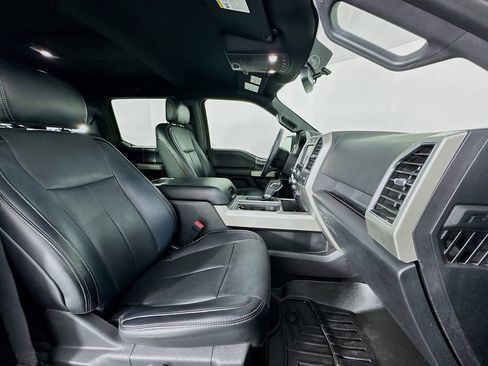 Used 2018 Ford F150 Lariat image 40