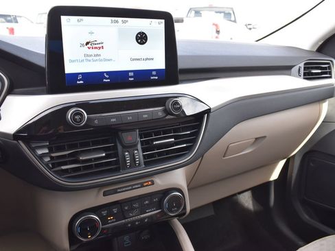 Used 2022 Ford Escape SE w/ Convenience Package image 13