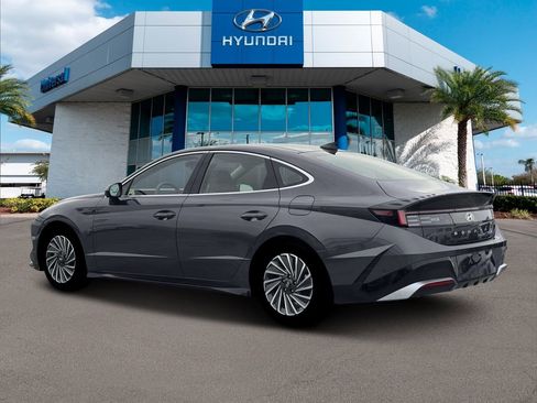New 2026 Hyundai Sonata Limited FWD image 5