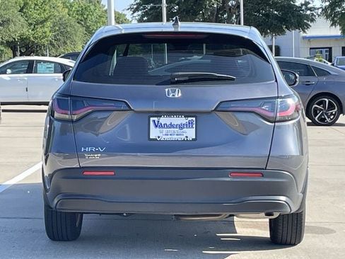 Certified 2025 Honda HR-V LX image 5