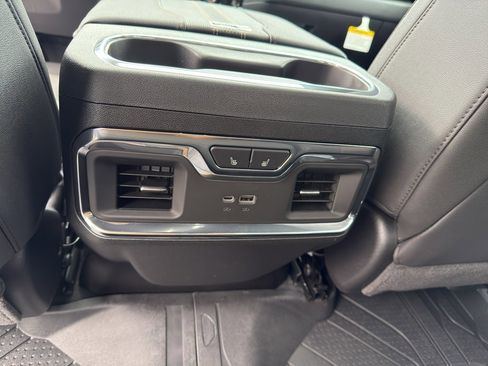 New 2026 Chevrolet Silverado 1500 High Country w/ High Country Premium Package image 31