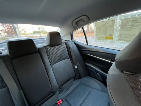 Used 2025 Toyota Camry LE image 33