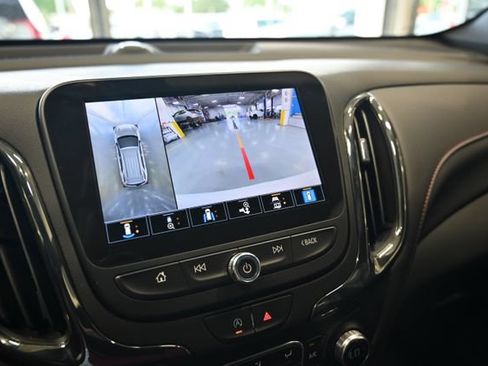 Used 2024 Chevrolet Equinox RS AWD/4WD image 16