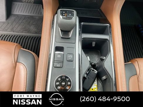 Used 2023 Nissan Pathfinder Platinum AWD/4WD image 26