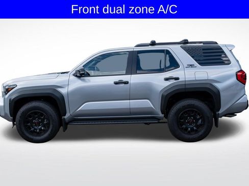 Used 2025 Toyota 4Runner TRD Off-Road Premium AWD/4WD image 5