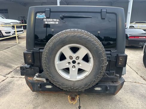 Used 2015 Jeep Wrangler Unlimited Sport w/ Quick Order Package 24S AWD/4WD image 5