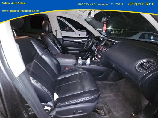 Used 2019 Nissan Pathfinder SL FWD image 10