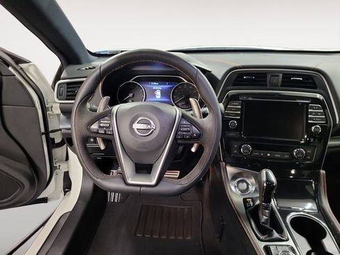 Used 2023 Nissan Maxima SR w/ Sport Mat Group image 12