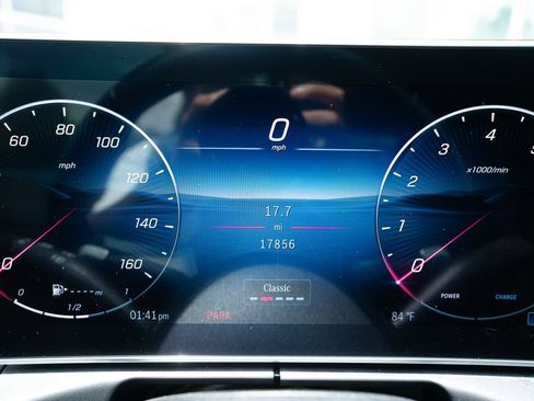 Used 2024 Mercedes-Benz CLE 450 4MATIC Cabriolet w/ Driver Assistance Package image 35