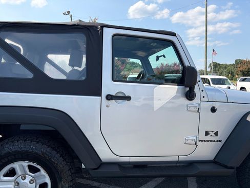 Used 2009 Jeep Wrangler X AWD/4WD image 20