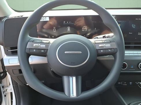 New 2026 Hyundai Kona SE AWD/4WD image 16