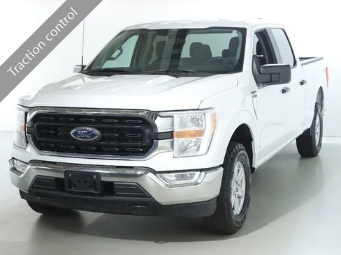 Used 2022 Ford F150 XLT w/ Trailer Tow Package image 3