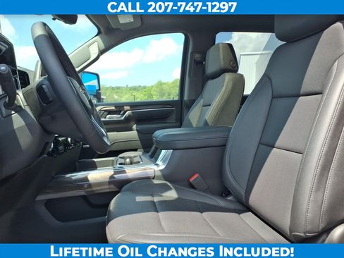 Used 2025 Chevrolet Silverado 3500 LTZ AWD/4WD image 13