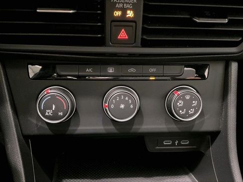 Used 2023 Volkswagen Jetta Sport FWD image 25