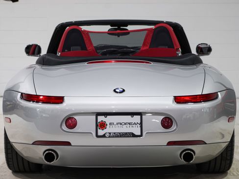 Used 2000 BMW Z8 RWD image 3
