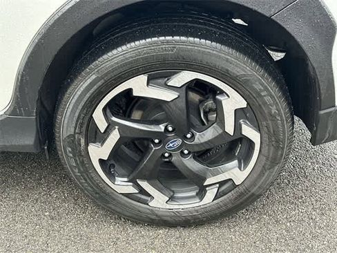 Certified 2023 Subaru Crosstrek 2.5i Limited image 5
