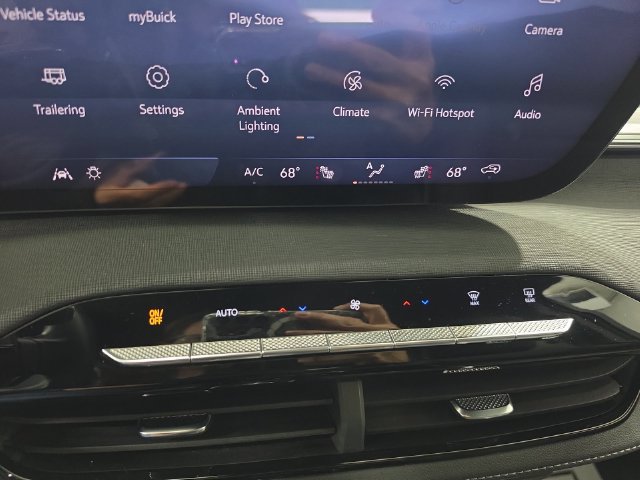 Used 2026 Buick Enclave Preferred AWD/4WD image 15