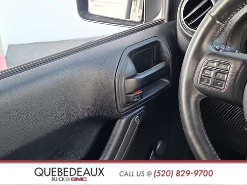 Used 2017 Jeep Wrangler Sport AWD/4WD image 26