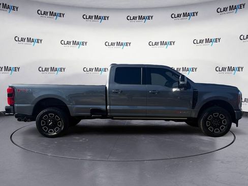 Used 2025 Ford F350 Platinum AWD/4WD image 6