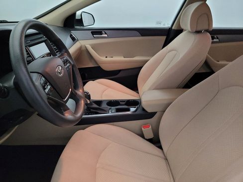 Used 2017 Hyundai Sonata SE FWD image 17