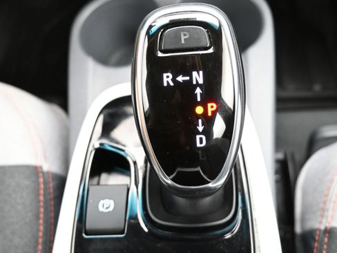 Used 2020 Chevrolet Bolt LT FWD image 19