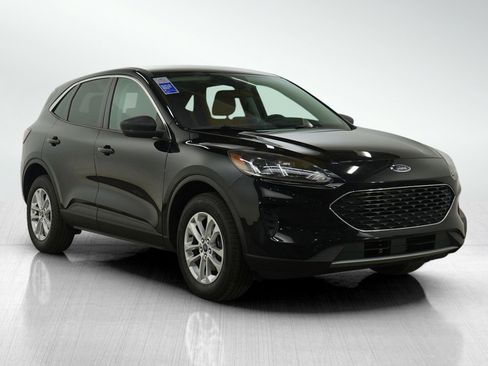 Used 2022 Ford Escape SE image 9
