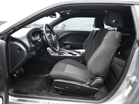 Used 2018 Dodge Challenger SXT w/ Super Sport Group (SS/T) image 11