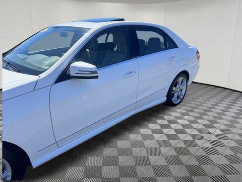 Used 2013 Mercedes-Benz E 350 Sedan image 9