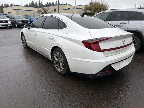 Used 2022 Hyundai Sonata SEL w/ Convenience Package image 3