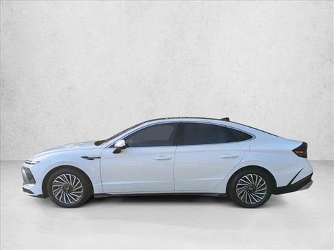 Certified 2024 Hyundai Sonata Limited image 9