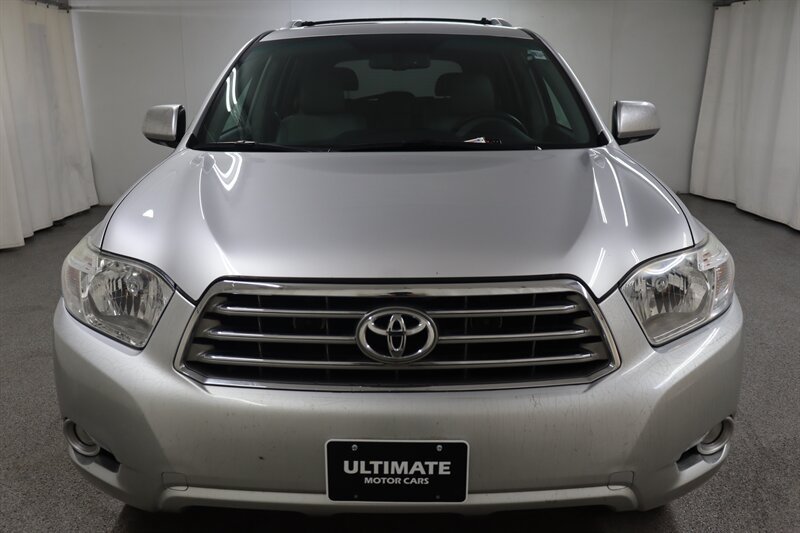 Used 2010 Toyota Highlander Limited AWD/4WD image 2