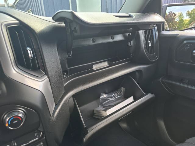 Used 2022 Chevrolet Silverado 1500 Custom w/ Safety Confidence Package AWD/4WD image 24
