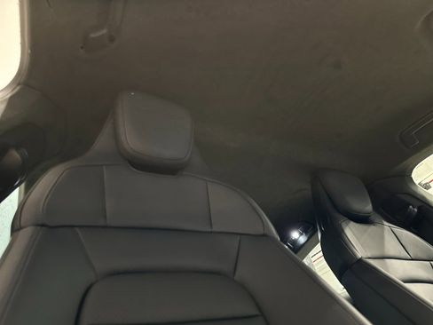New 2024 Porsche Taycan Turbo AWD/4WD image 18
