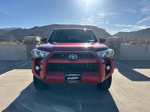 Used 2019 Toyota 4Runner SR5 image 5