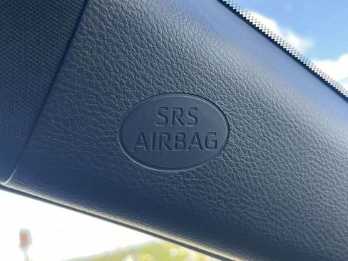 Used 2025 Toyota Camry SE image 29