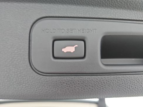 New 2026 Honda Odyssey Touring image 14