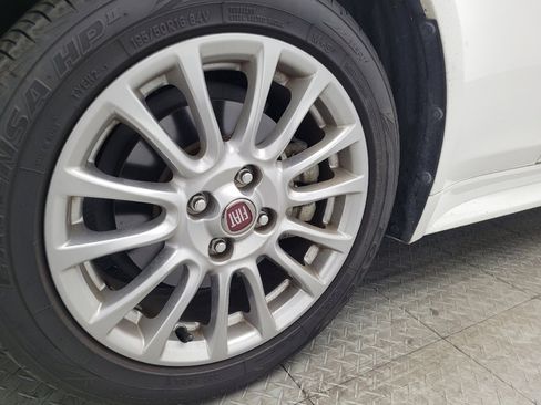 Used 2020 FIAT 124 Spider Classica w/ Technology Group image 31