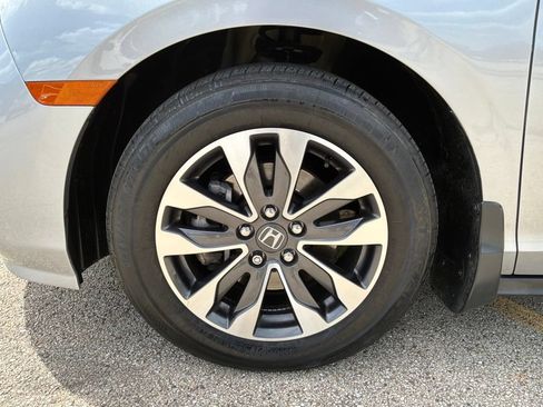Used 2023 Honda Odyssey EX-L image 9