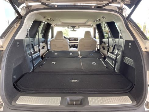 Used 2023 INFINITI QX60 Luxe w/ Performance Audio Package image 31