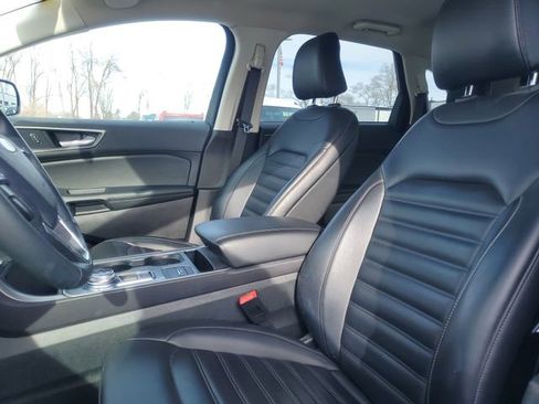 Used 2024 Ford Edge SEL image 12