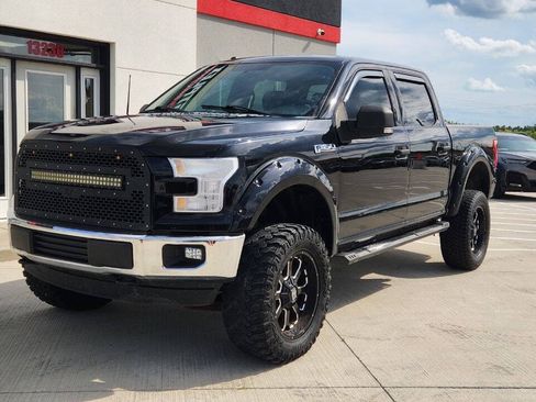 Used 2017 Ford F150 XLT AWD/4WD image 22