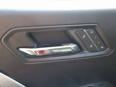 New 2025 Chevrolet Colorado Z71 w/ Technology Package image 19