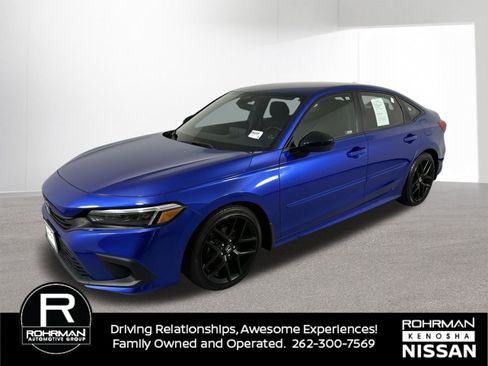 Used 2023 Honda Civic Sport image 1